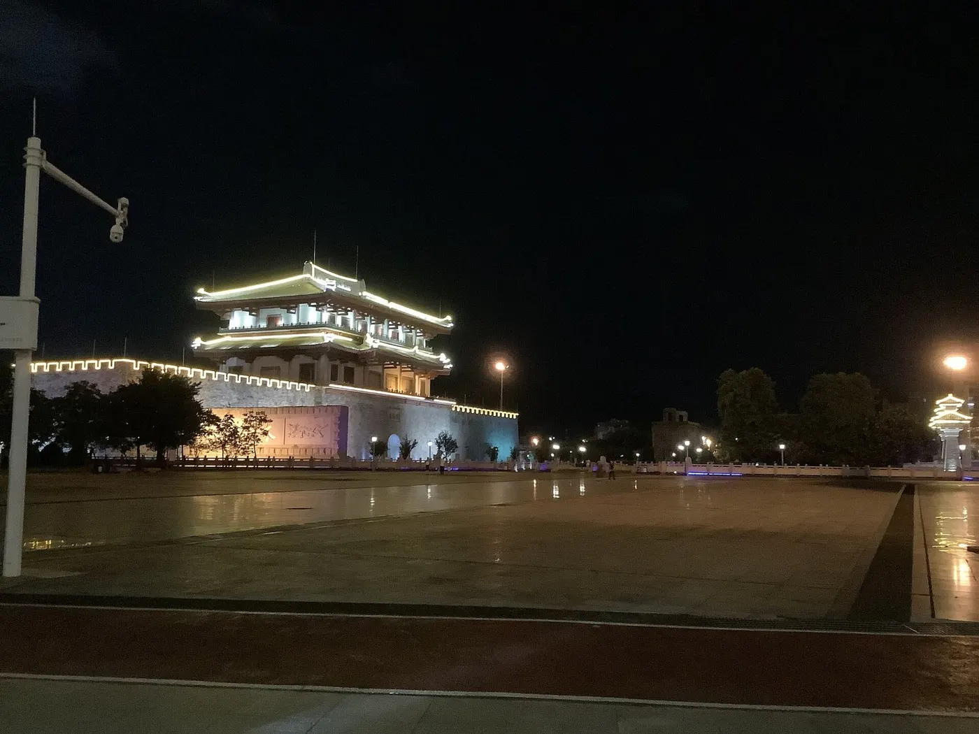 夜里的揭阳楼