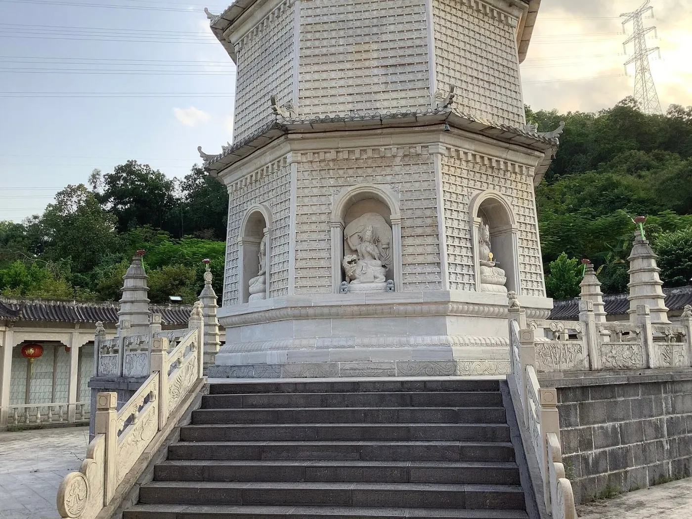 南岩古寺殿宇