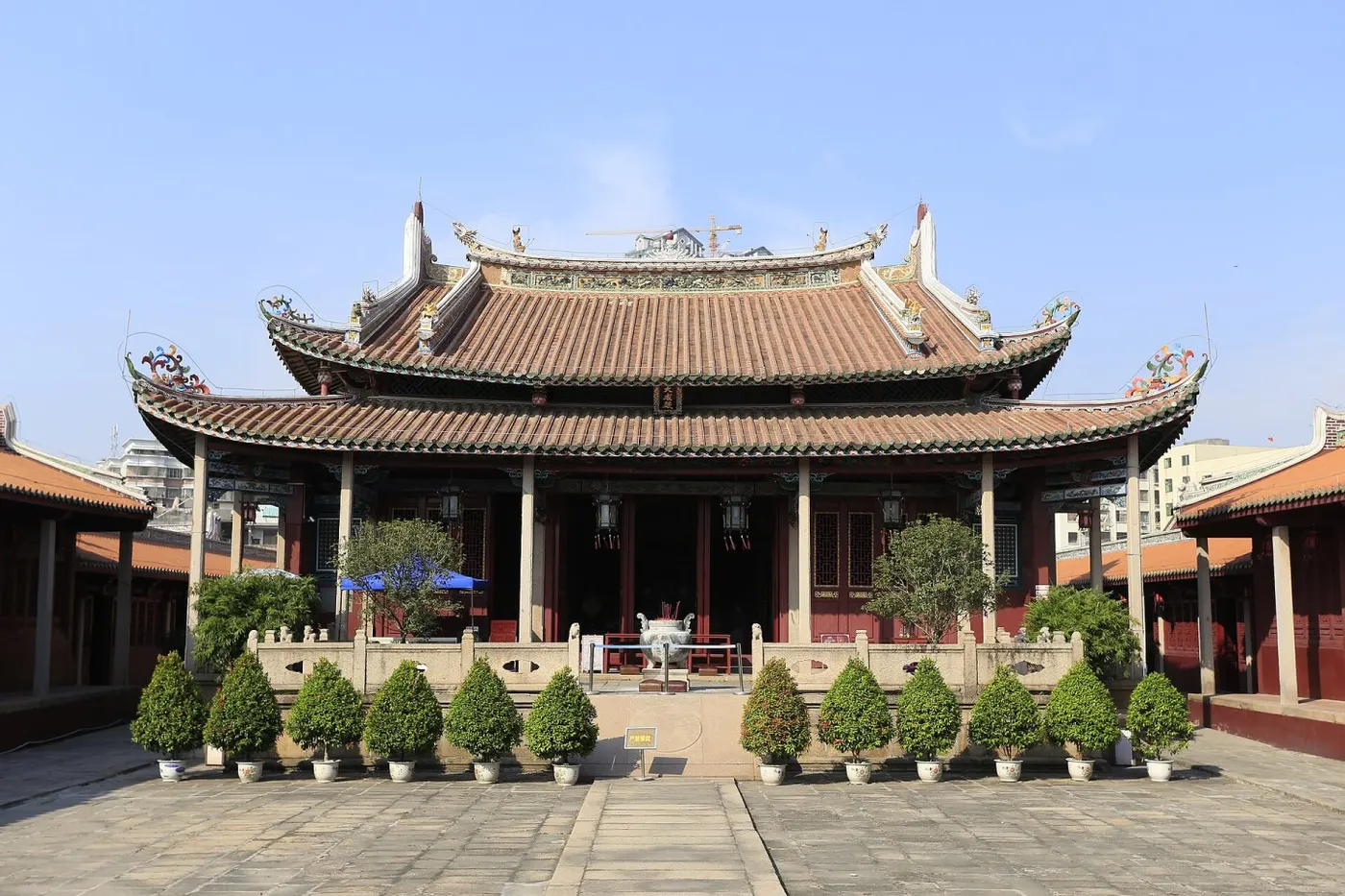揭阳学宫大成殿前